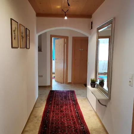 Haus Kroll アパート マイヤーホーフェン